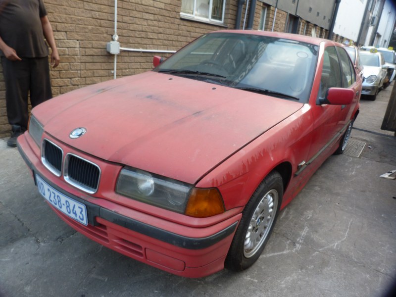 BMW 316i E36 AT Red - 1996 STRIPPING FOR SPARES - Private Seller