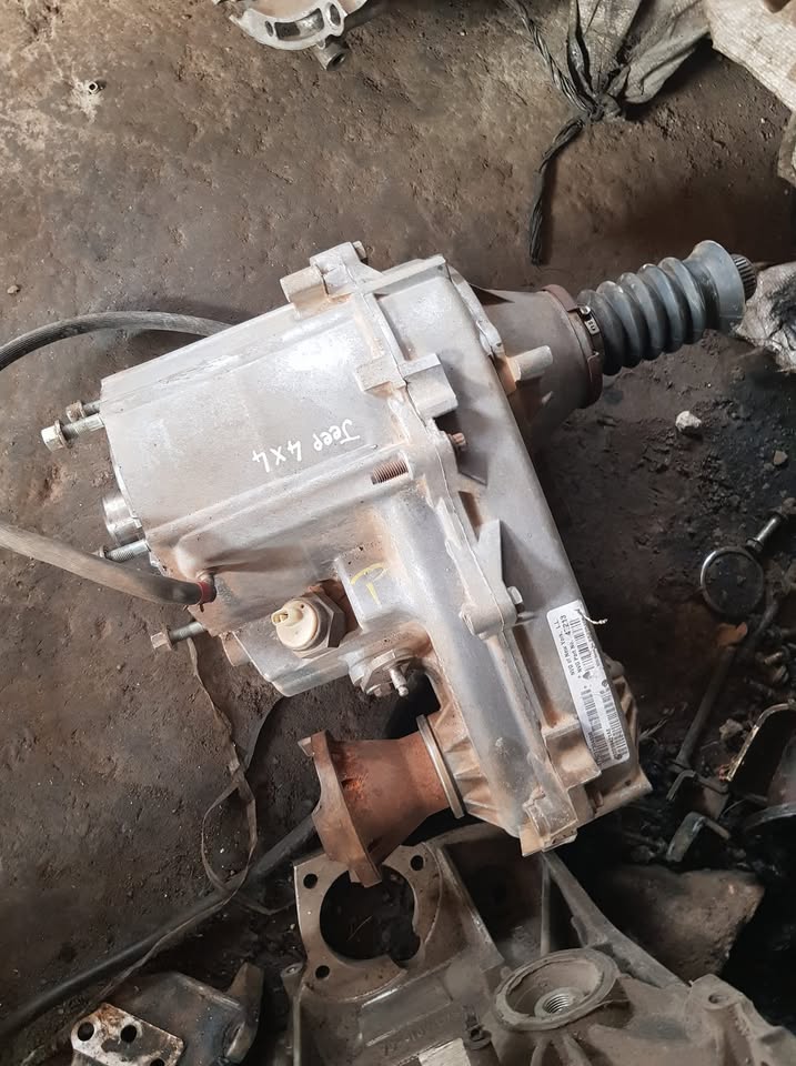 Jeep 4x4 transfer case - Private Seller Jeep 4x4 transfer case - Private Seller