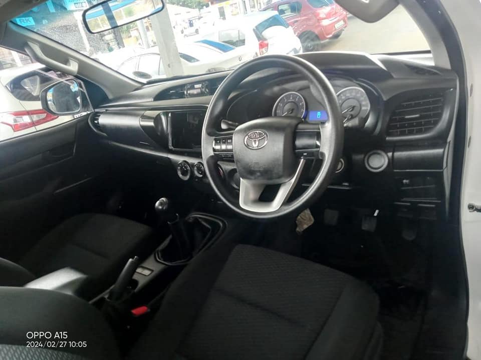 2017 TOYOTA HILUX 2.7 SRX SINGLE CAB MANUAL