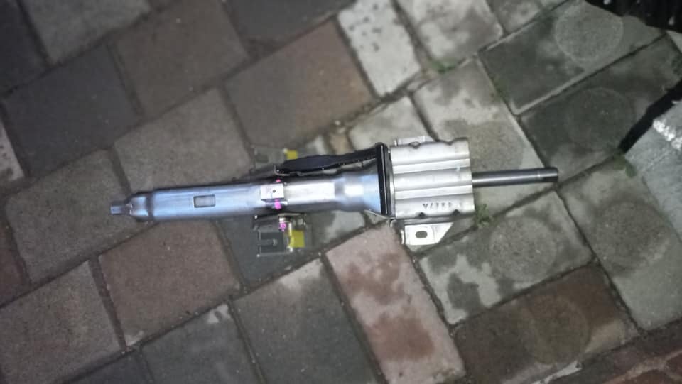 Ford ranger steering shaft - Private Seller Ford ranger steering shaft - Private Seller