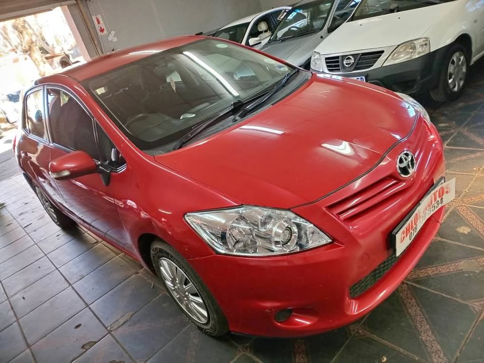 2012 Toyota Auris x 1.6 Manual Petrol,Maroon  Sparekey