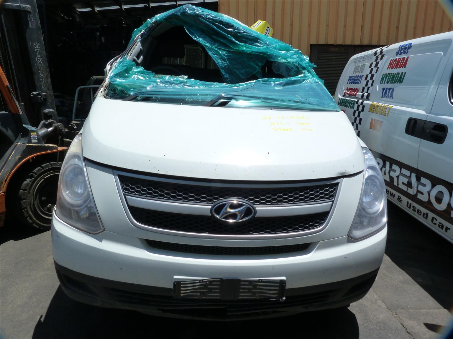 Hyundai H1 2.4 Petrol Manual - 2012 - Private Seller Hyundai H1 2.4 Petrol Manual - 2012 - Private Seller
