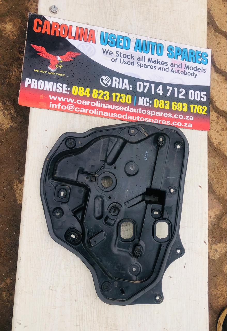 Mazda CX-5 left side rear/back door mounting frame (2015-2020) - Private Seller Mazda CX-5 left side rear/back door mounting frame (2015-2020) - Private Seller