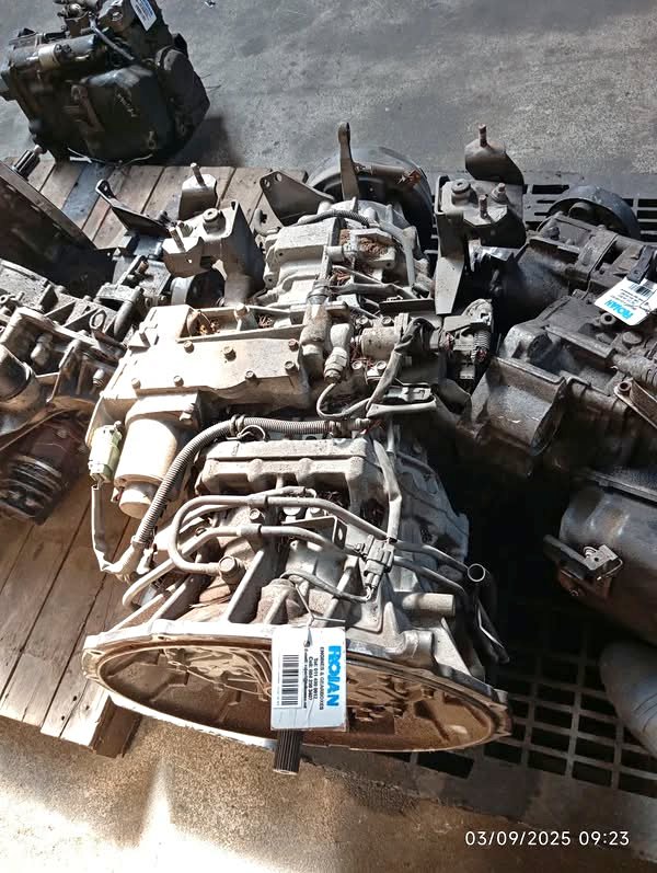 ISUZU 4HK1 GEARBOX IN STOCK AT ROJAN ENGINES AND GEARBOXES - Private Seller ISUZU 4HK1 GEARBOX IN STOCK AT ROJAN ENGINES AND GEARBOXES - Private Seller
