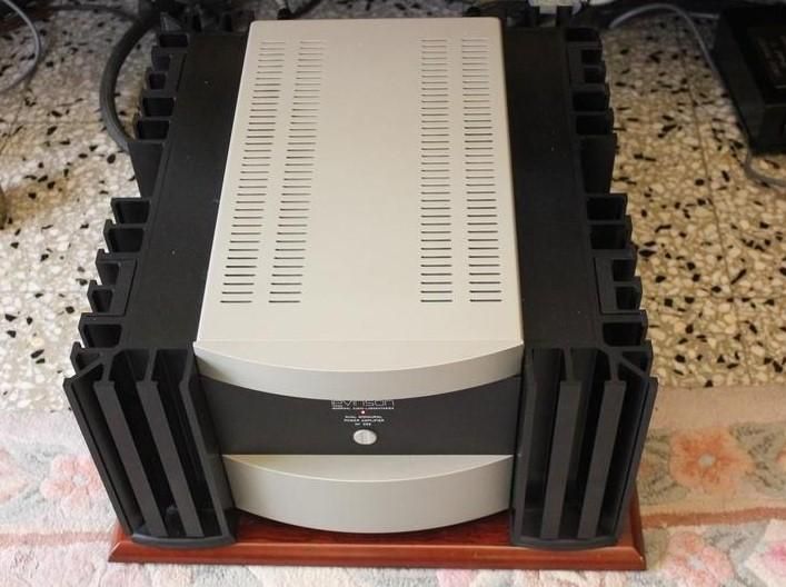 MARK LEVINSON No.332 DUAL MONAURAL POWER AMPLIFIER