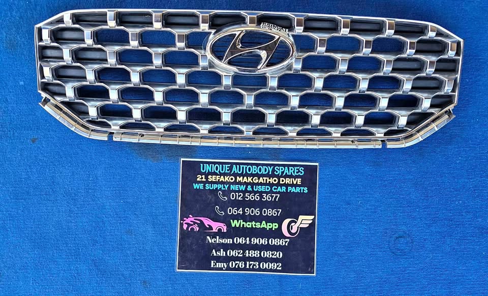 Hyundai Santa Fe Main Grille 2022 +
