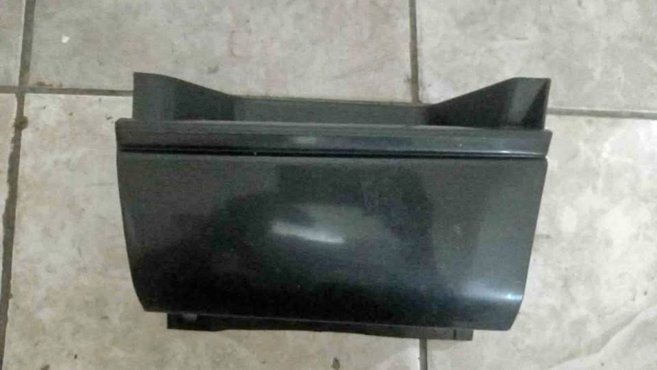 Toyota quantum 2005- lhs side step - Private Seller