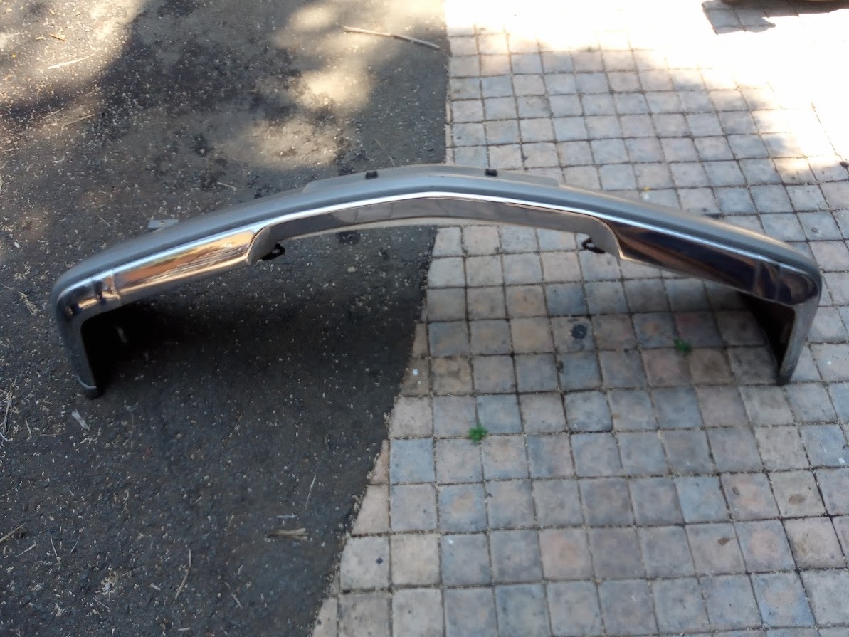 Mercedes W126 Front Bumper - Private Seller