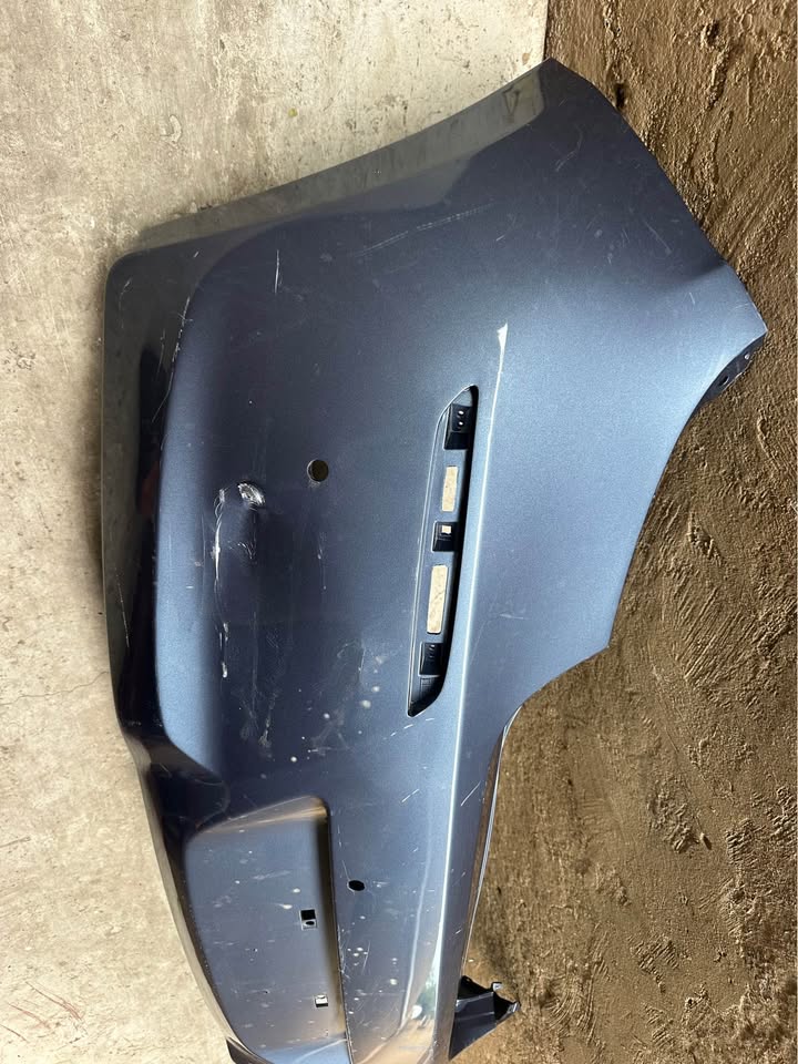 Hyundai i rear bumper with sensor holes - Private Seller Hyundai i rear bumper with sensor holes - Private Seller