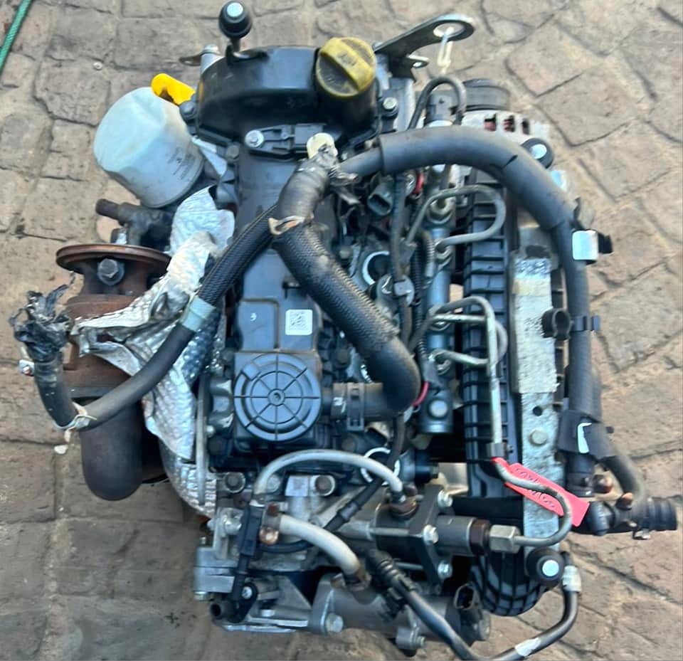 Mahindra KUV100 Diesel Engine For Sale Good Condition - Private Seller Mahindra KUV100 Diesel Engine For Sale Good Condition - Private Seller