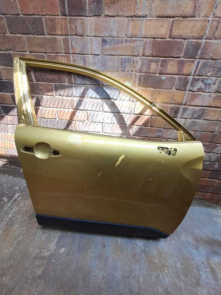 Toyota Corolla Cross Door Front Right Side - Private Seller