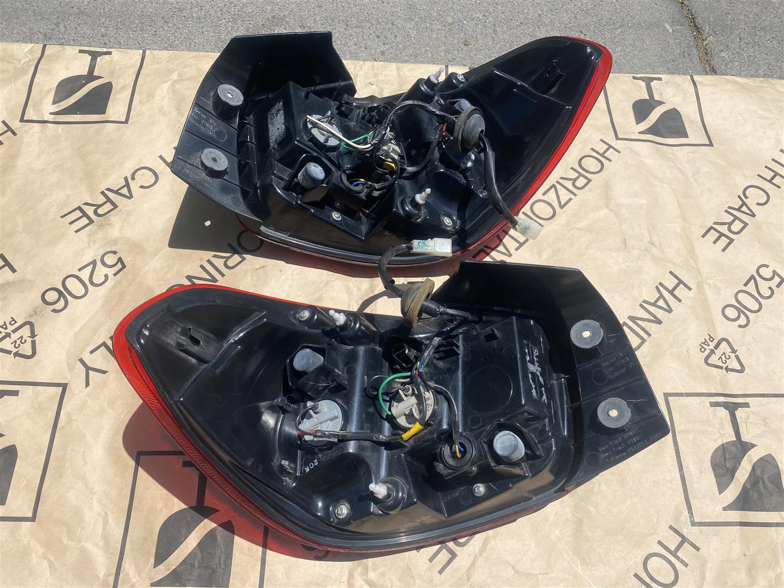 2024 RENAULT KWID LED TAIL LIGHTS FOR SALE. IN PRISTINE CONDITION - Private Seller