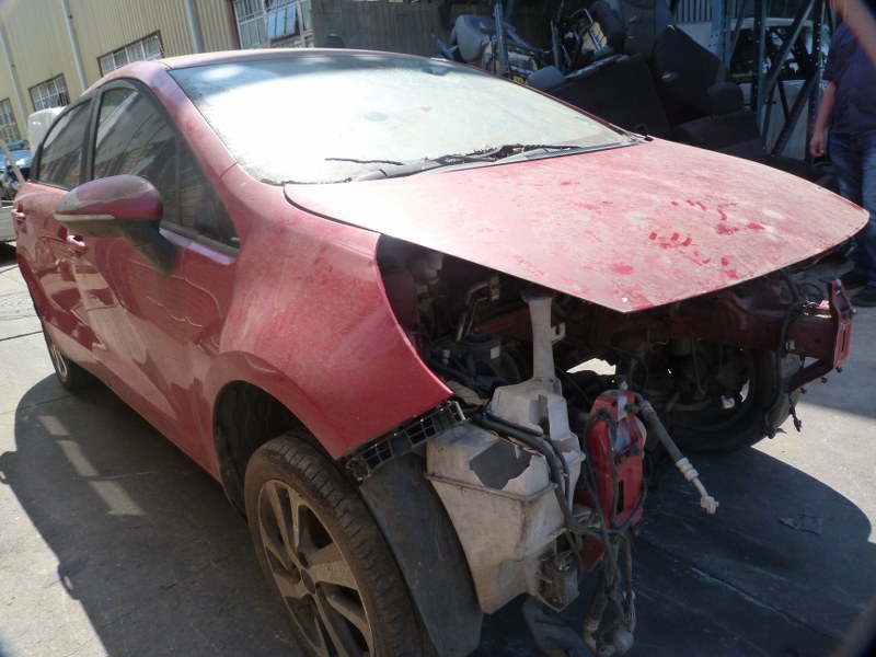 Kia Rio 1.4 Hatchback AT Red - 2015 STRIPPING FOR SPARES - Private Seller Kia Rio 1.4 Hatchback AT Red - 2015 STRIPPING FOR SPARES - Private Seller