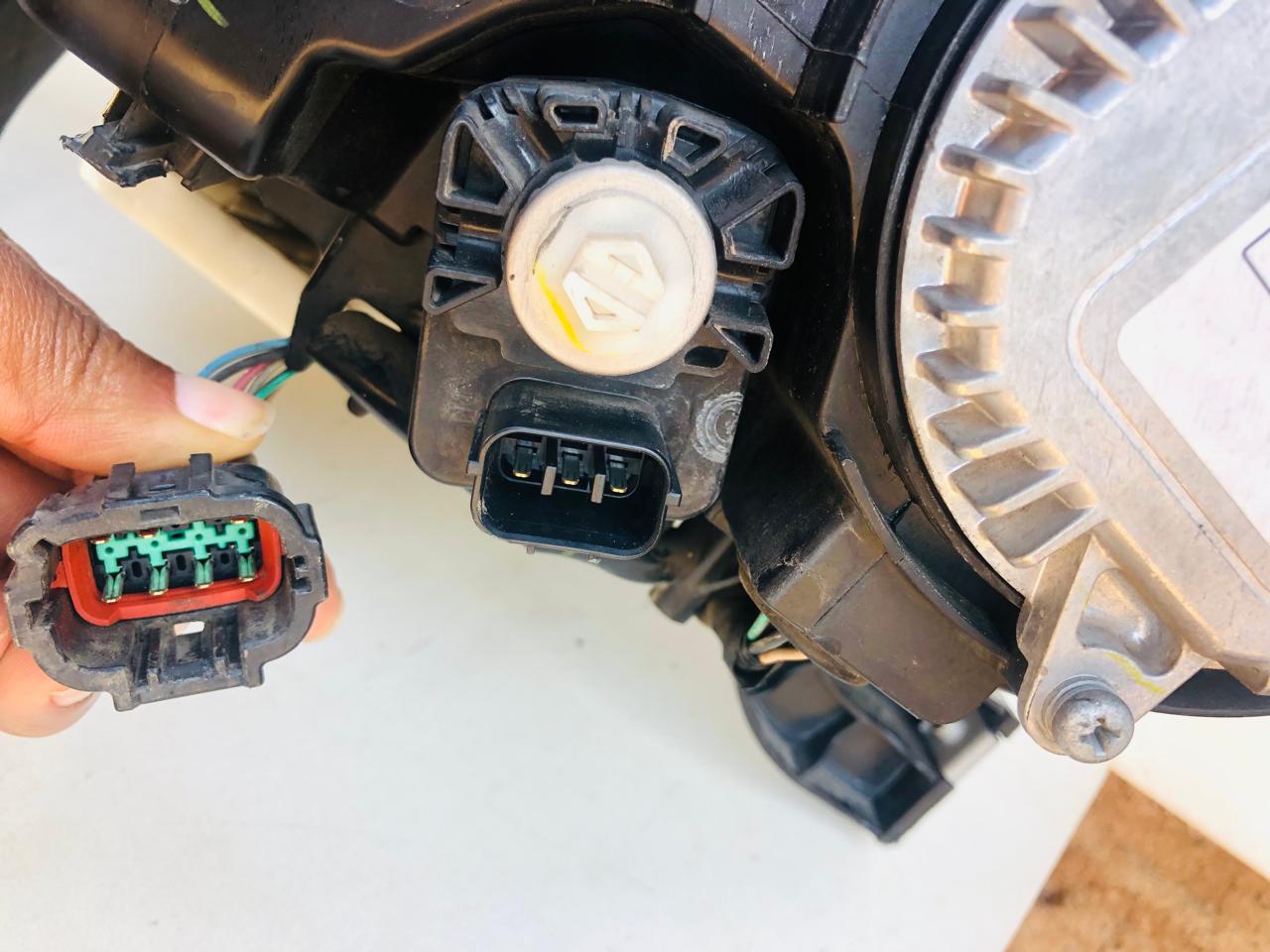 Nissan Navara chrome left and right side xenon headlights - Private Seller Nissan Navara chrome left and right side xenon headlights - Private Seller