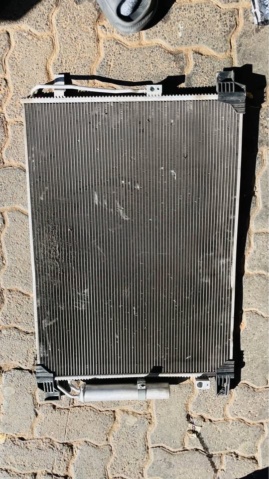 Nissan Navara condenser - Private Seller