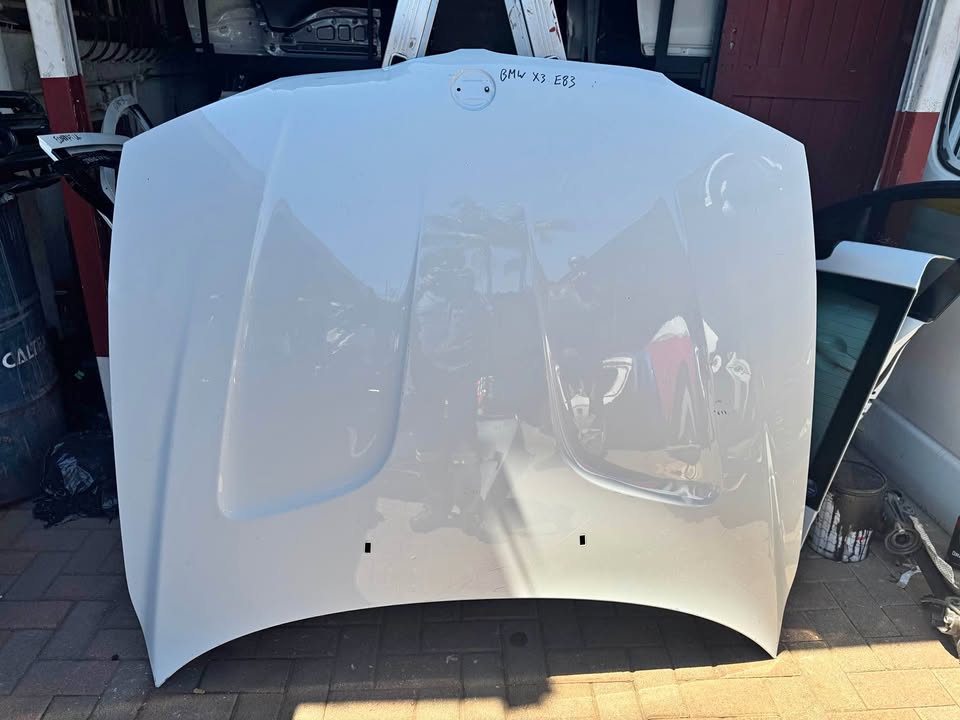 BMW X3 E83 Bonnet - Private Seller BMW X3 E83 Bonnet - Private Seller