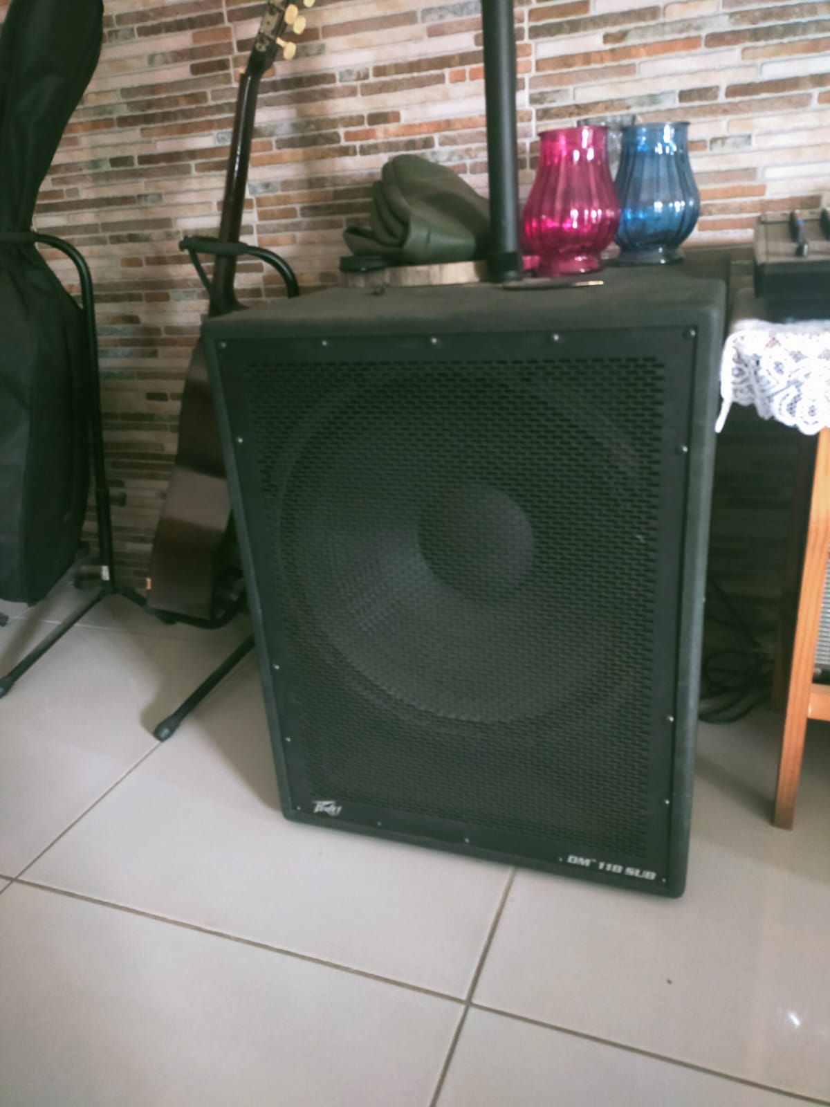 2 x DJ/Party Speakers 18 inch Peavey Bass Bins