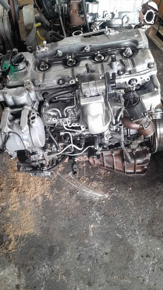 ISUZU 4JK1 aluminium tappet cover type ENGINE for sale - Private Seller