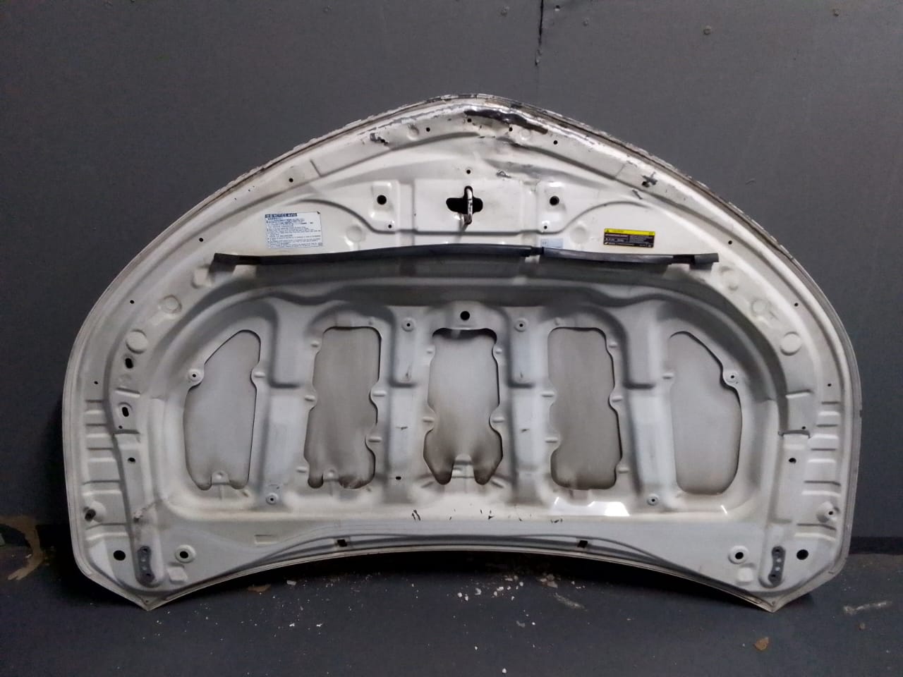 2014-2018 TOYOTA PRESTIGE BONNET