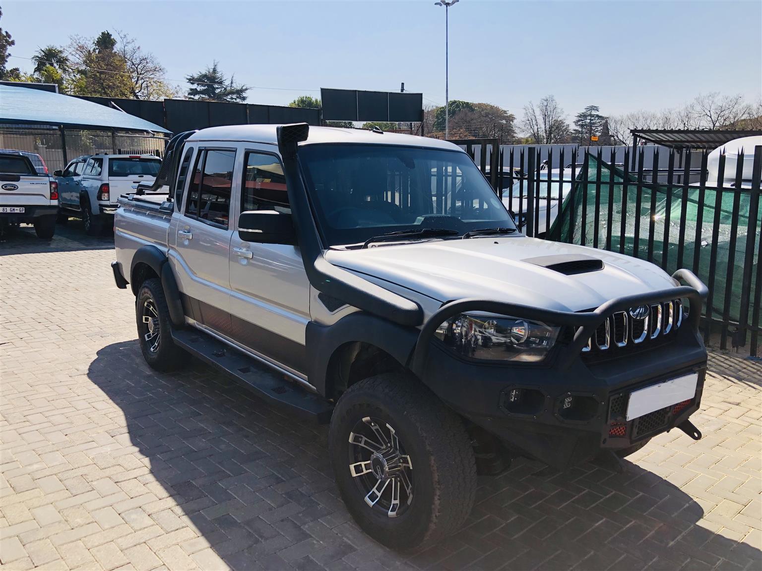 Used 2021 Mahindra Pik Up 2.2CRDe double cab 4x4 S11 - Private Seller