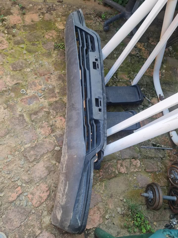 bumper spoiler & wheel arch for Renault Kiger - Private Seller bumper spoiler & wheel arch for Renault Kiger - Private Seller