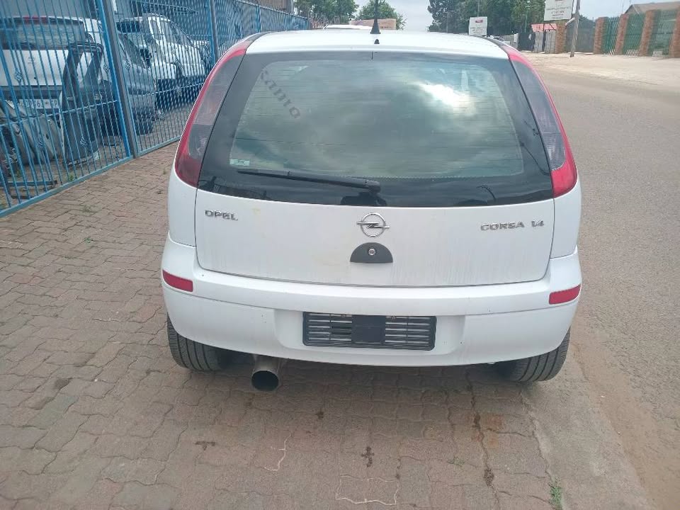 Opel corsa gamma got 1.6 engine paper up to date still in good condition - Private Seller Opel corsa gamma got 1.6 engine paper up to date still in good condition - Private Seller