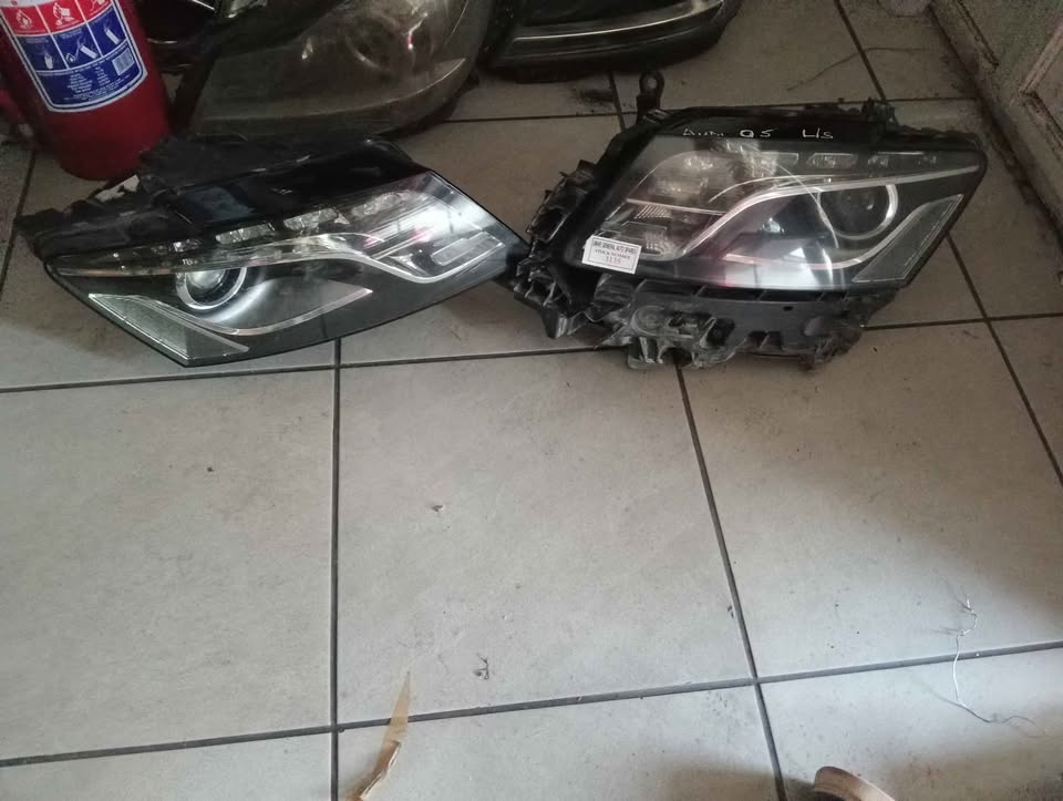 Audi Q5 Headlights For Sale  Used Auto Body Spare Parts at Sema Spare Center. - Private Seller