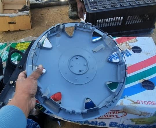 Nissan wheel cap for sale - Private Seller