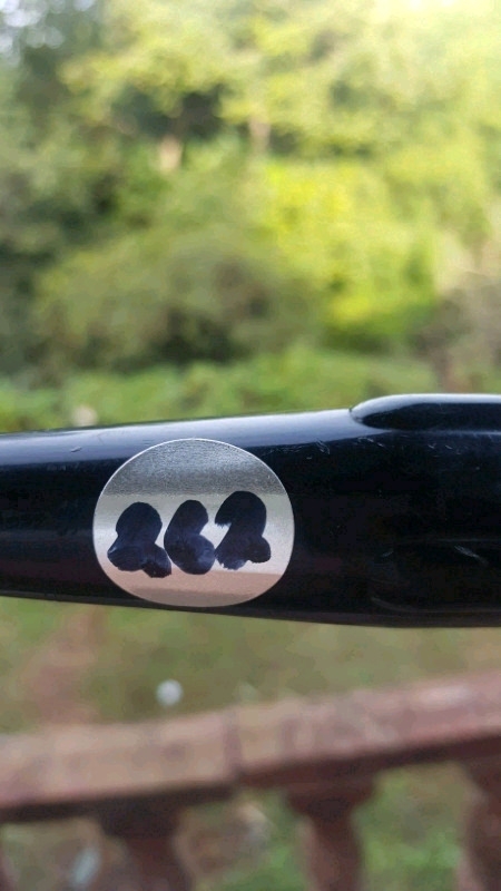 1970 large slick tripod,