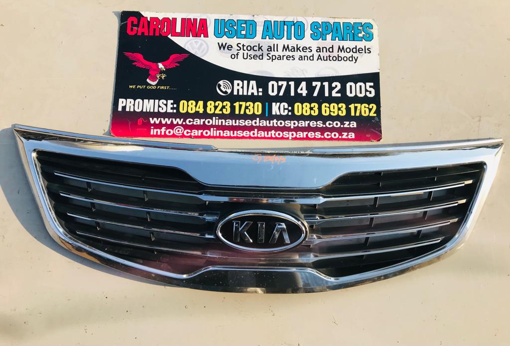 Kia Sportage radiator grill with badge - Private Seller Kia Sportage radiator grill with badge - Private Seller