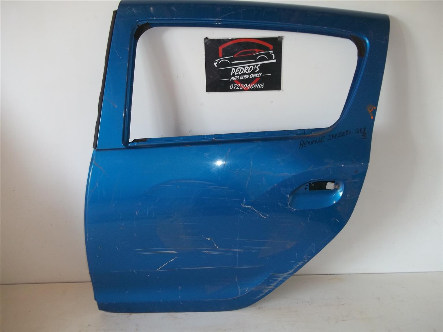 Used Renault Sandero left rear door for sale in Gauteng | Auto Mart