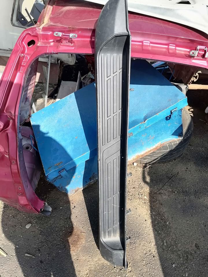 Ford Ranger Right Step Ladder - Private Seller