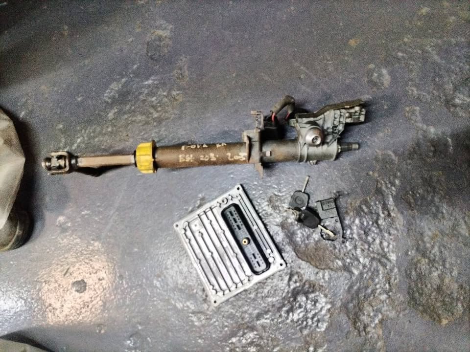 Ford ka locksets Call me for more spare - Private Seller Ford ka locksets Call me for more spare - Private Seller