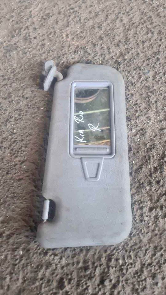 Kia R10 Right Sunvisor - Private Seller Kia R10 Right Sunvisor - Private Seller