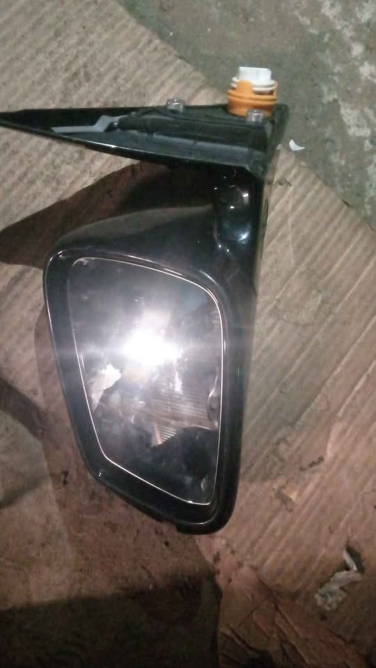 BMW F30- 31 - 36 R Side Mirror for - Private Seller