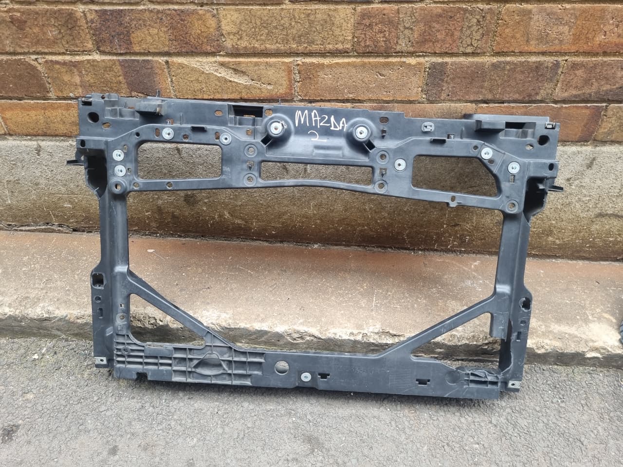 MAZDA 2 CRADLE - Private Seller MAZDA 2 CRADLE - Private Seller