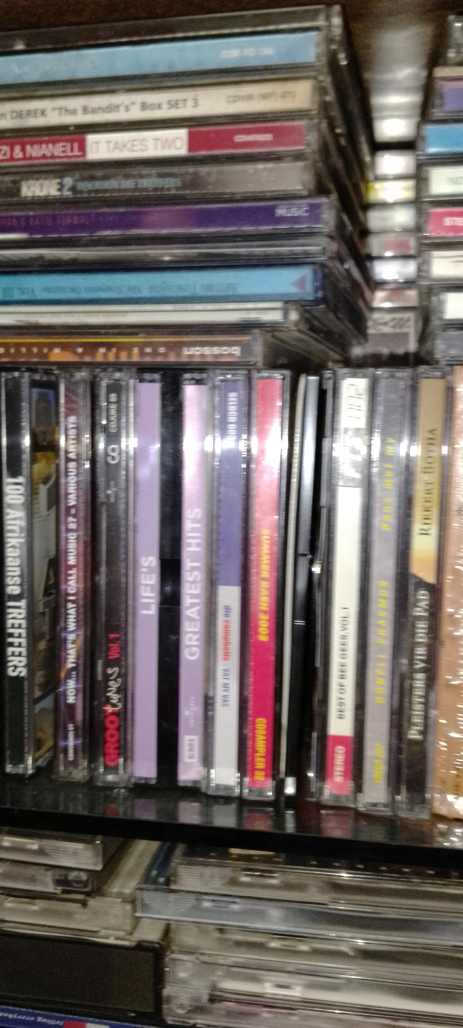 I have 40,000+ cds for sale,pop,rock,jazz,country,afrikaans,classics and more.