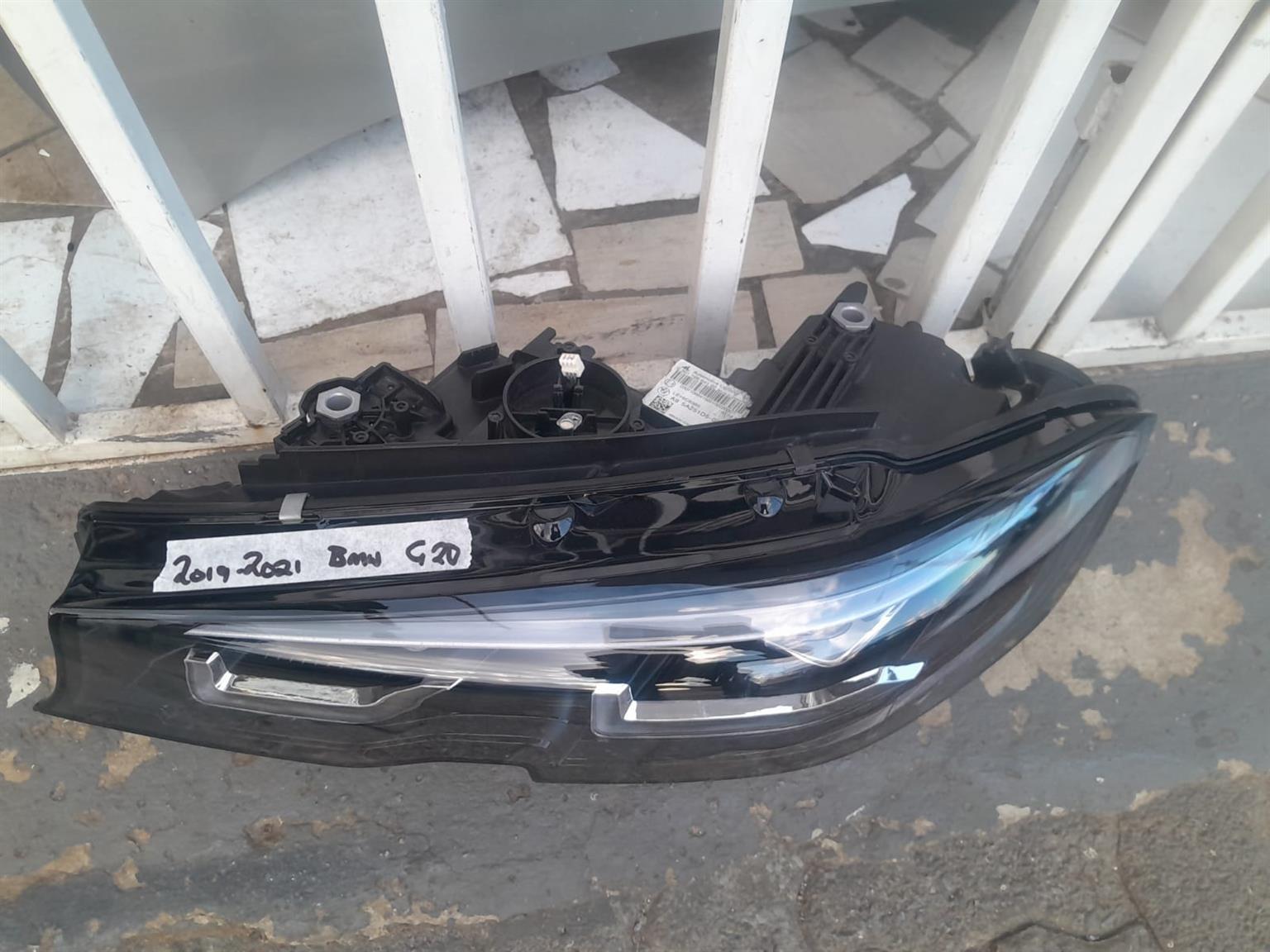 2019-2021 BMW G20 LEFT SIDE HEADLIGHT FOR SALE - Private Seller 2019-2021 BMW G20 LEFT SIDE HEADLIGHT FOR SALE - Private Seller