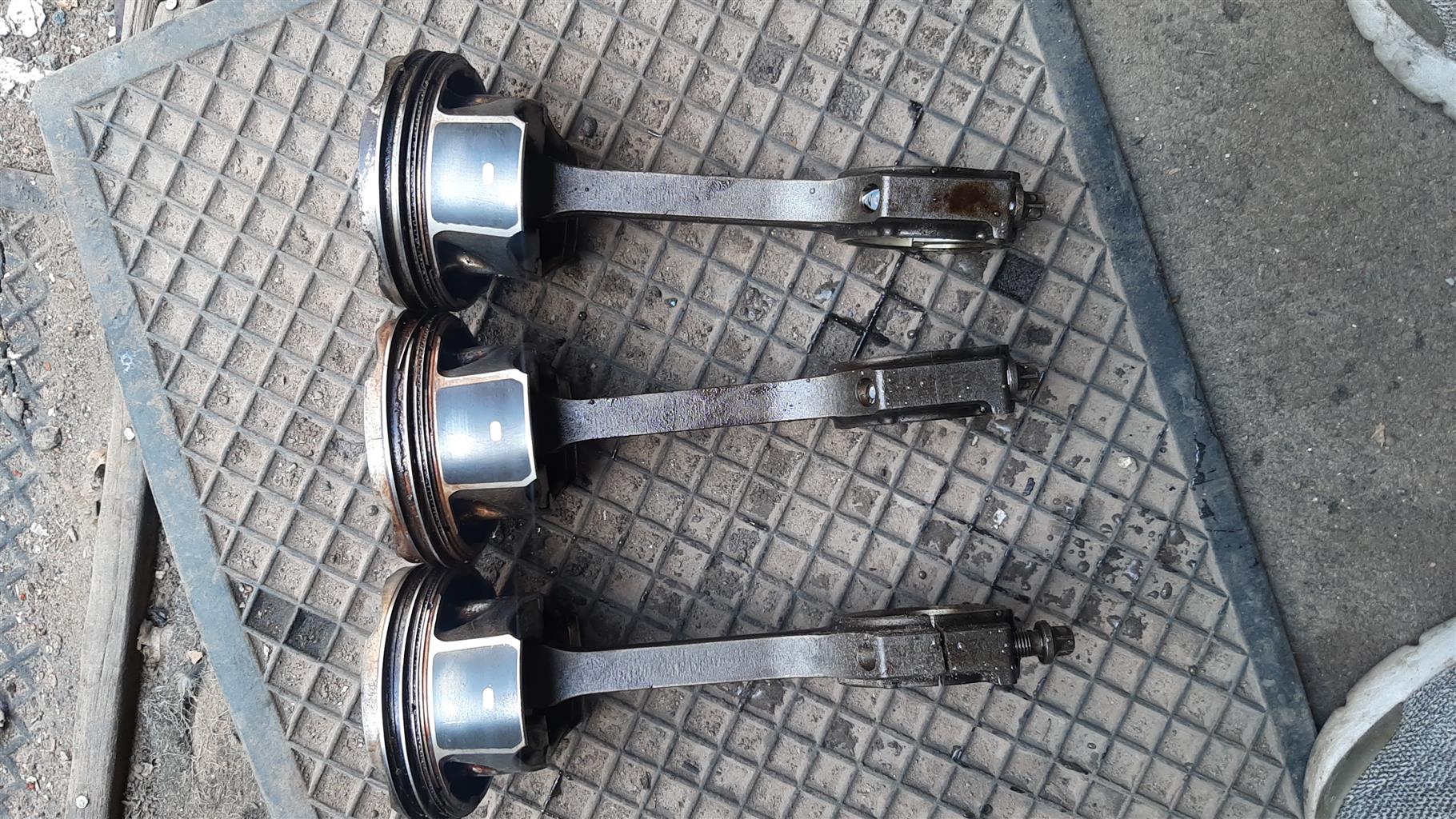 Ford Kuga 1.6/1.5L stripping engine