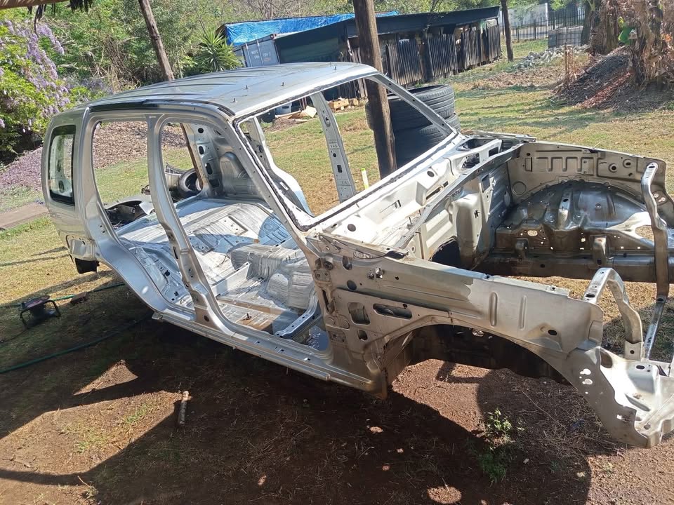 Used 2006  Jeep Cherokee KJ shell - Private Seller