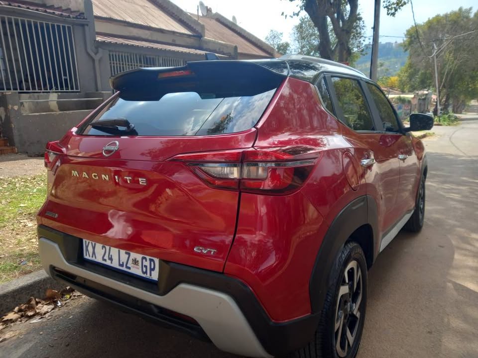 2022 Nissan Magnite 1.0 Petrol, Automatic, Maroon, 19000kms