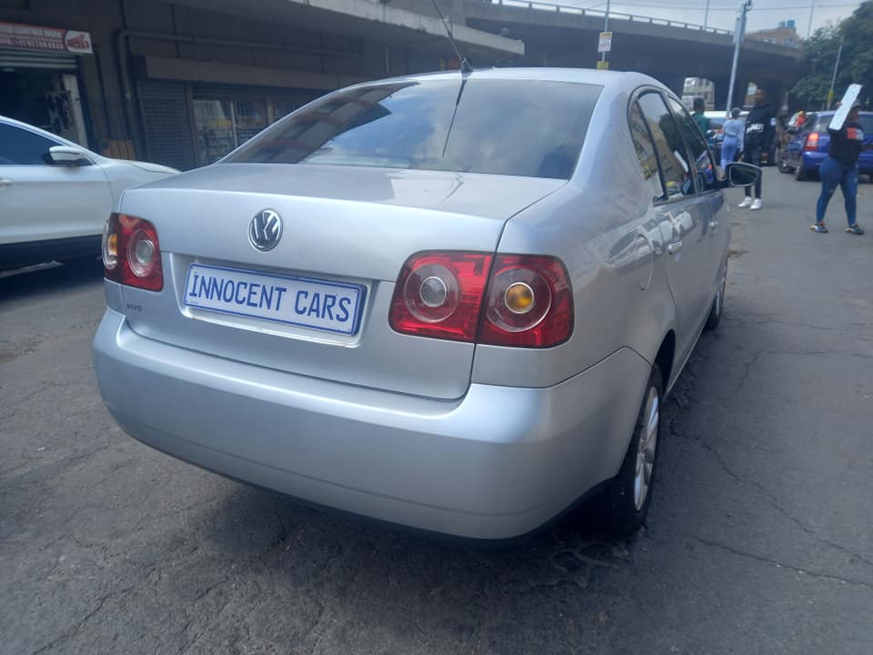 2017 VW POLO VIVO SEDAN 1.4 PETROL, MANUAL TRANSMISSION, SILVER COLOUR, MILEAGE 85000KM