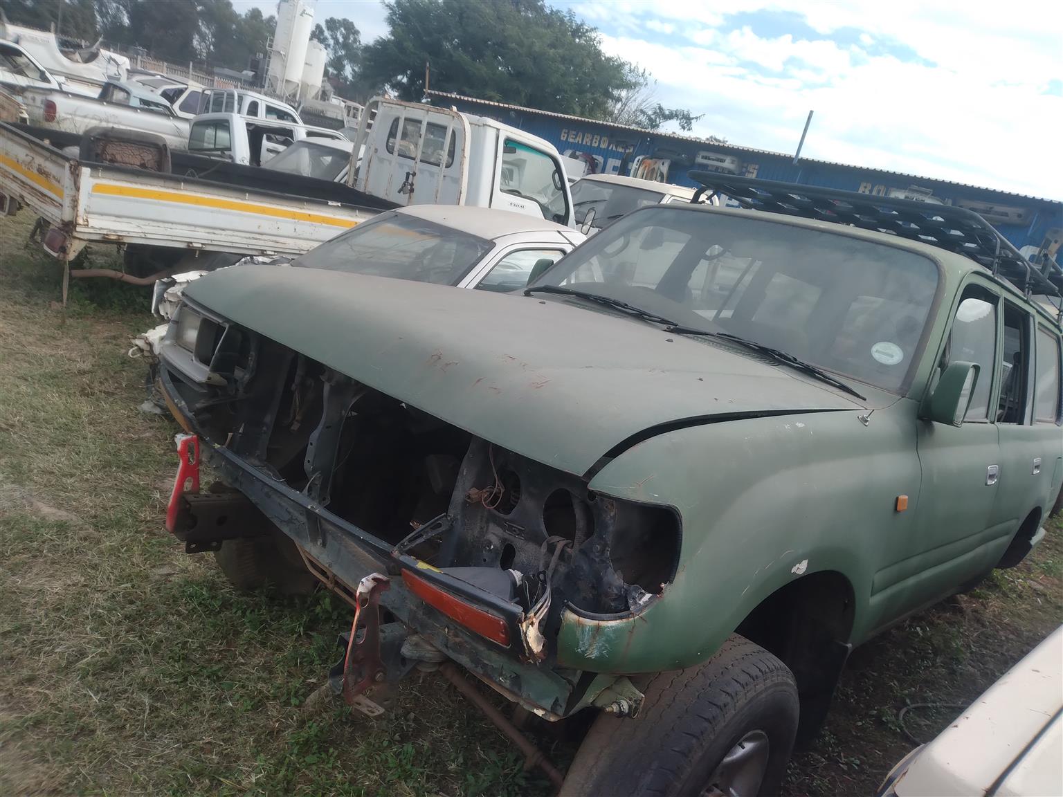 Toyota land cruiser 80 series stripping for spares - Private Seller