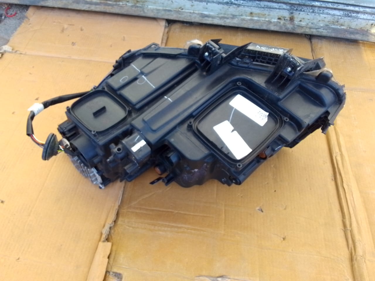 (2019-2023) TOYOTA URBAN CRUISER RHS LED HEADLIGHT - Private Seller (2019-2023) TOYOTA URBAN CRUISER RHS LED HEADLIGHT - Private Seller