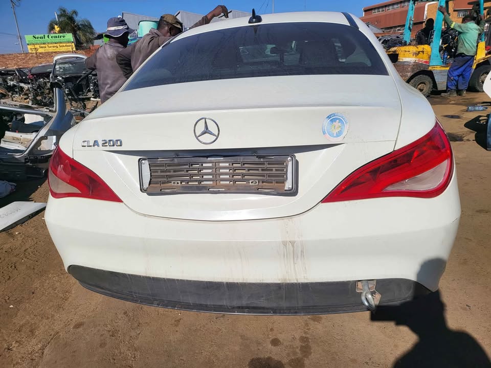 2013 Mercedes CLa stripping for spares