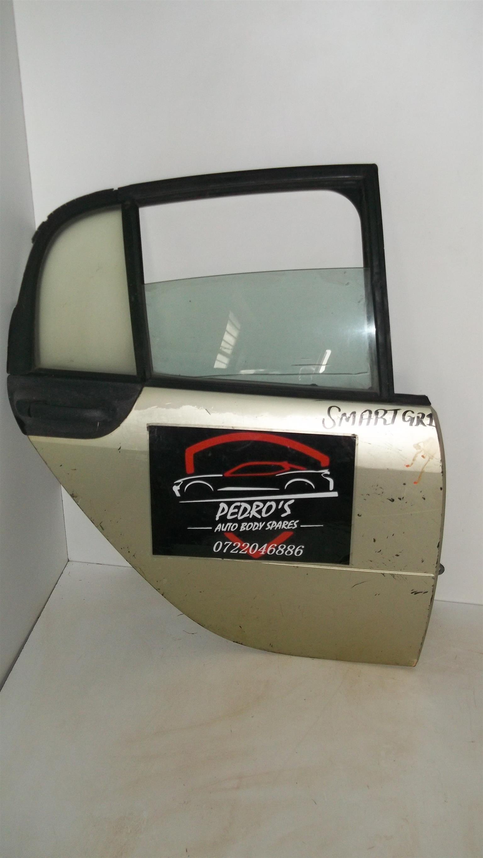 Smart ForFour (Right) passenger door - Private Seller