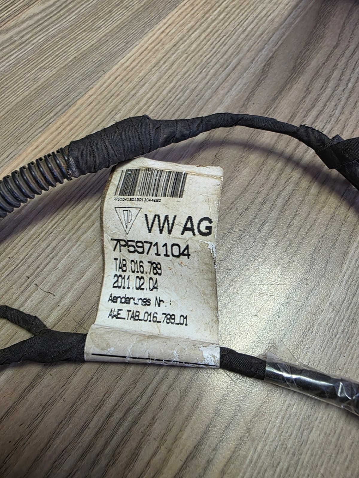 2015 PORSCHE CAYENNE REAR PARKING SENSOR W/ HARNESS FOR SALE - Private Seller