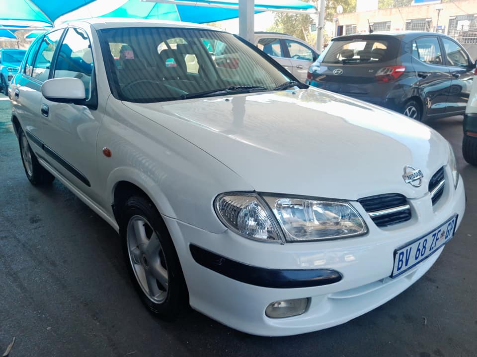 2002 NISSAN ALMERA 1.8 MANUAL