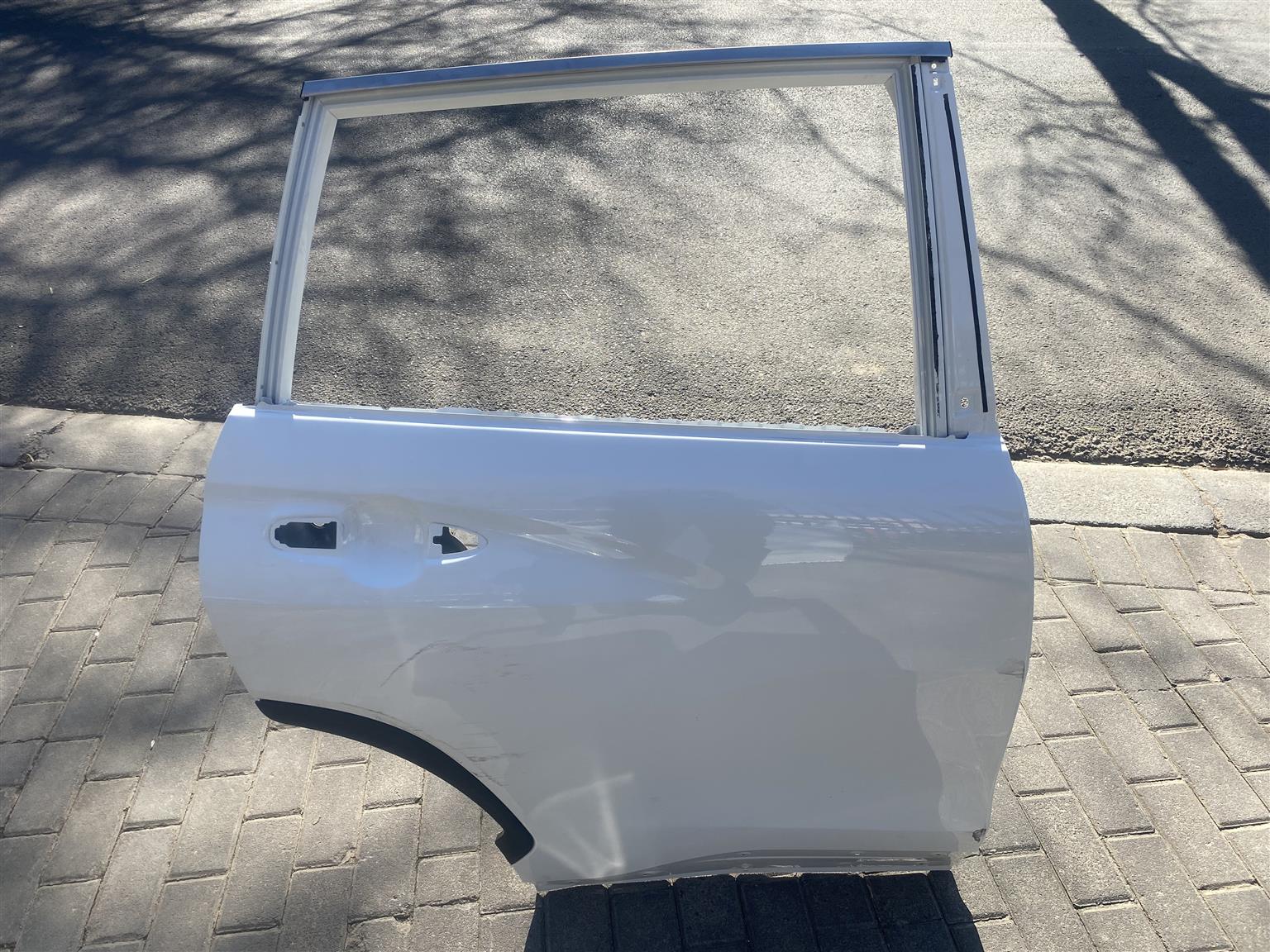 2025 TOYOTA COROLLA CROSS RIGHT REAR DOOR SHELL FOR SALE. IN EXCELLENT CONDITION - Private Seller