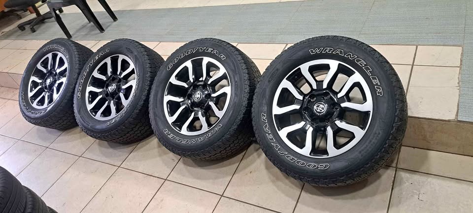 A set of 17inch Hyundai Creta mags for sale - Private Seller